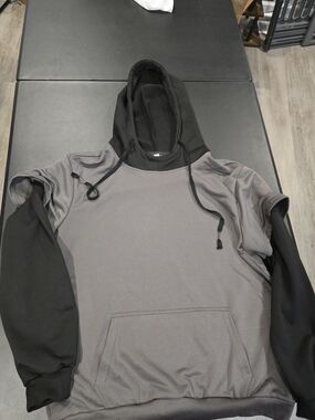 Men's Black & Gray Hooded Pullover Sweatshirt